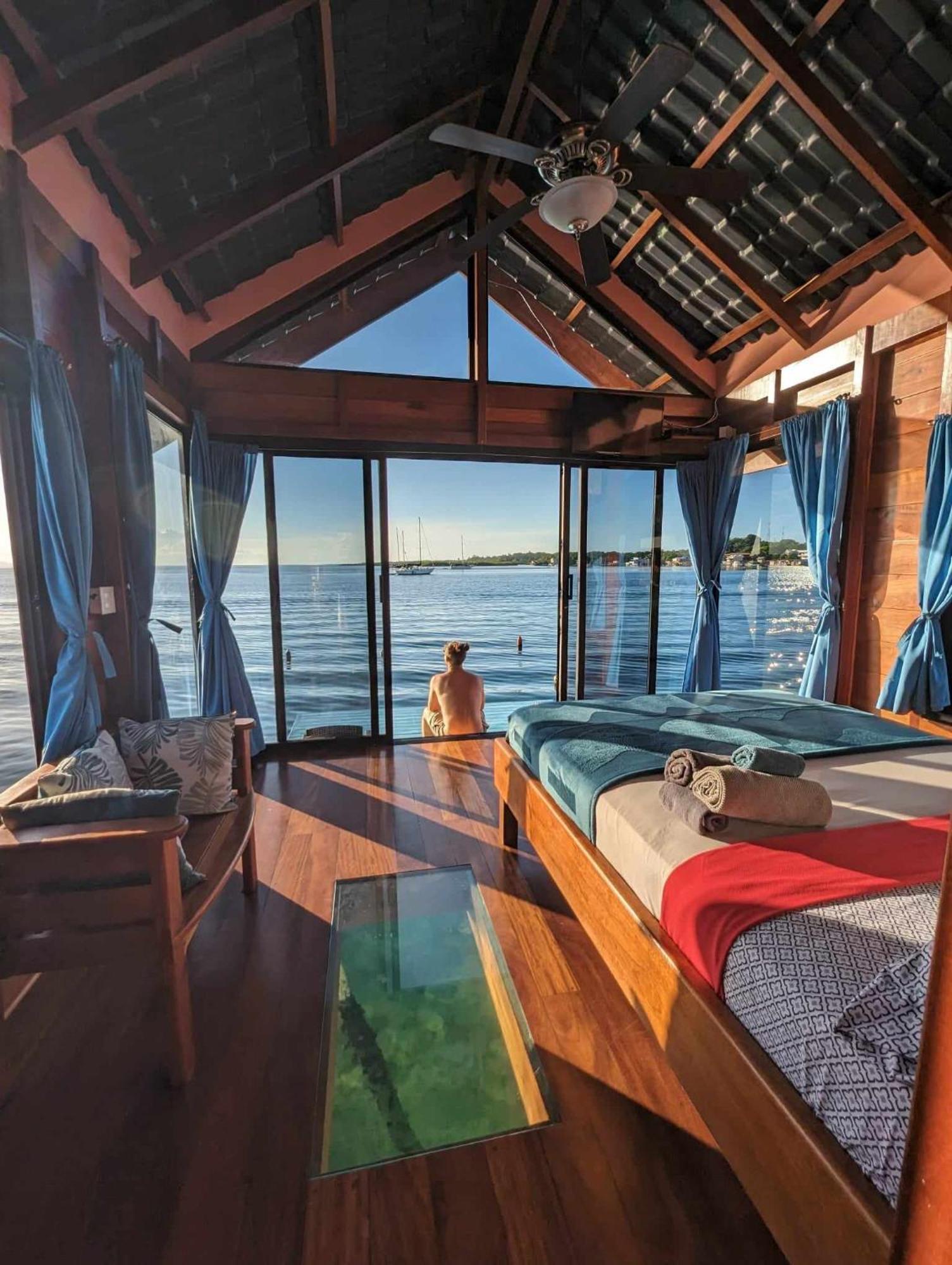 Bed and Breakfast Barrbra Bnb Over The Sea Бокас-дель-Торо Номер фото